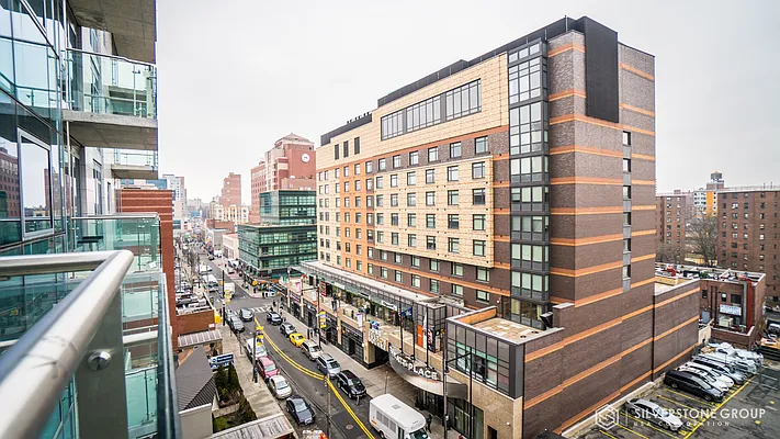 Rented by Silverstone Group USA Corp. | media 18