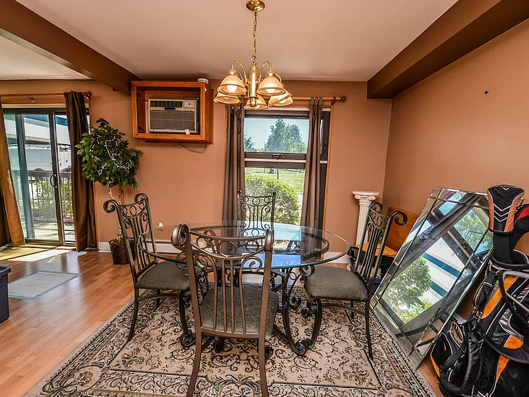 8454 W Catalpa Ave #2 — Photo 6