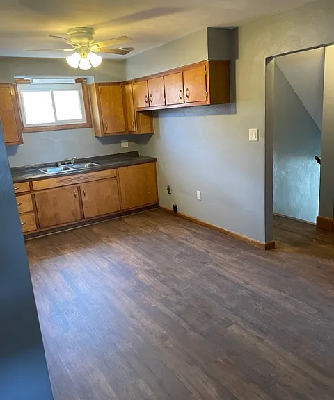 1010 Half Tener St #1/2 — Photo 8