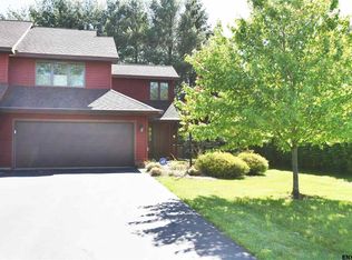 31 Eton Dr, Slingerlands, NY 12159
