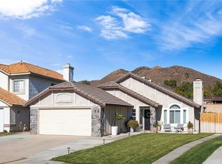 33415 View Crest Dr, Wildomar, CA 92595