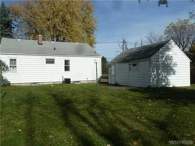 2nd image of 79 Main St