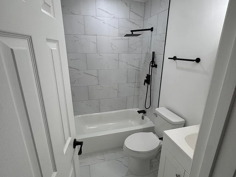 628 Cherry St — Photo 9