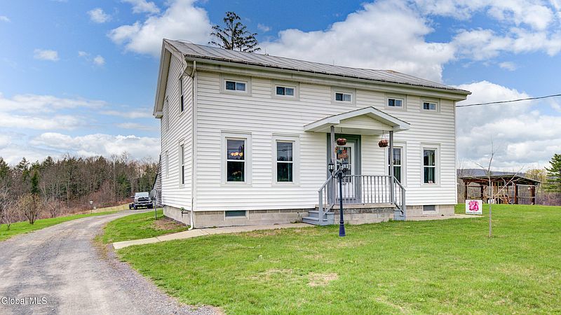 3rd image of 4367 State Highway 30