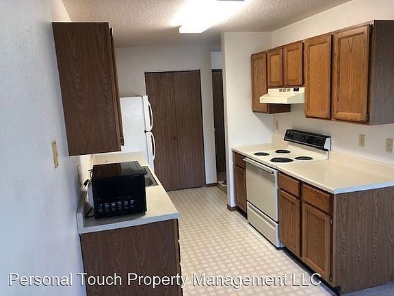 2nd image of 500 2nd St SW APT 205