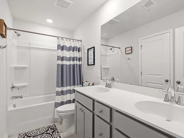 160 Haverhill St — Photo 18