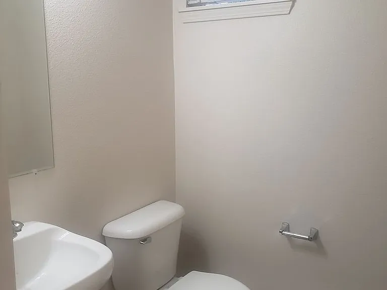 20483 SW Marimar St — Photo 11