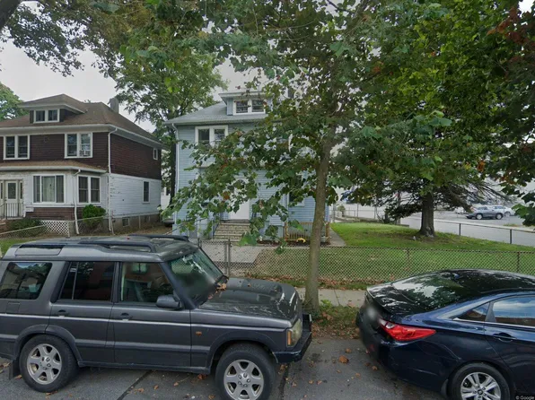 32 White Pl Floor 1, Staten Island, NY 10310