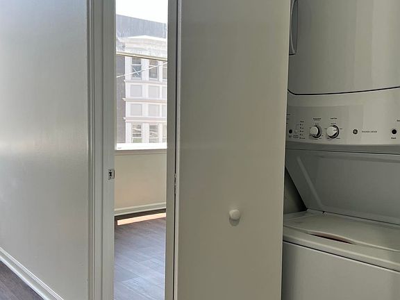 4th image of 1200 N 3rd St #201