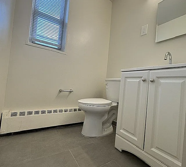 35 1F Bathroom Pic 1