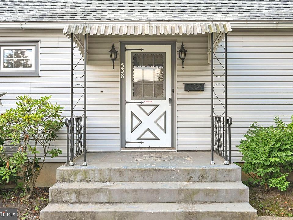 1st image of 538 W Walnut St #L-0122