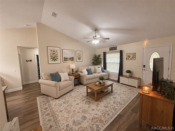 4th image of 1167 W Hedgewood Ln