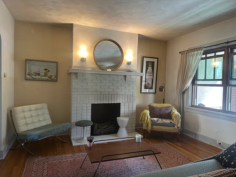 1823 Jancey St — Photo 7