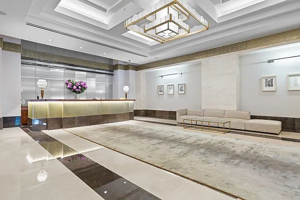 Rented by Compass | media 35