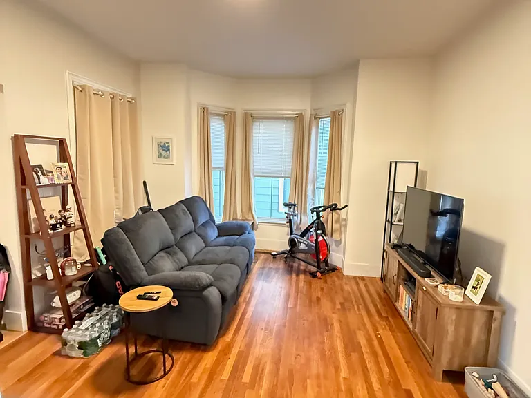 19 Prescott St #1 — Photo 6