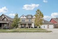 Stableglen Dr-S0412-001.jpg