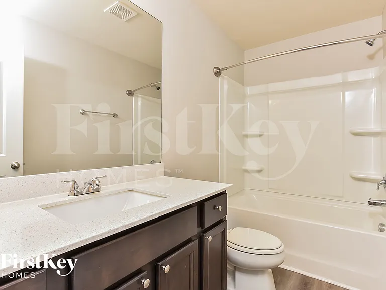 304 Sportsman Dr — Photo 16