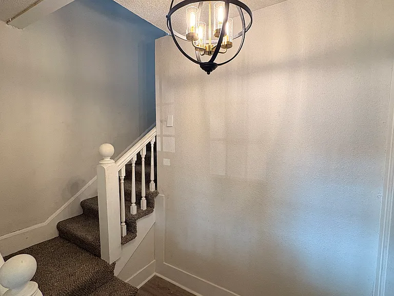 3011 Holmes St — Photo 3