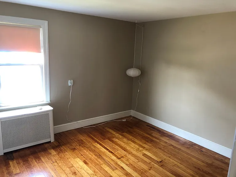 54 Monroe Ave #1 — Photo 9