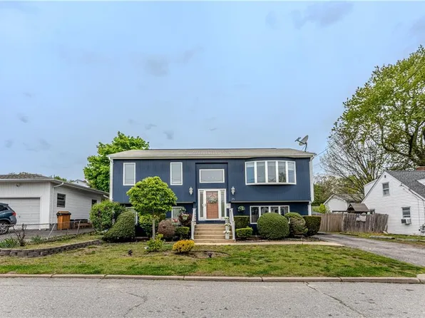 25 Doane St, Cranston, RI 02910