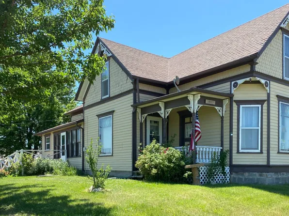 817 E South St, Mankato, KS 66956