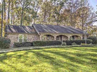 301 Shorecrest Dr, Seneca, SC 29672