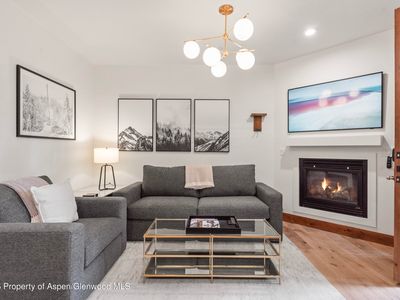 501 W Main St #A104, Aspen, CO, 81611