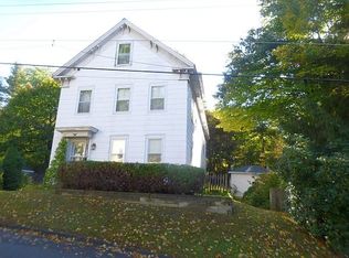 27 Taft St, Fitchburg, MA 01420