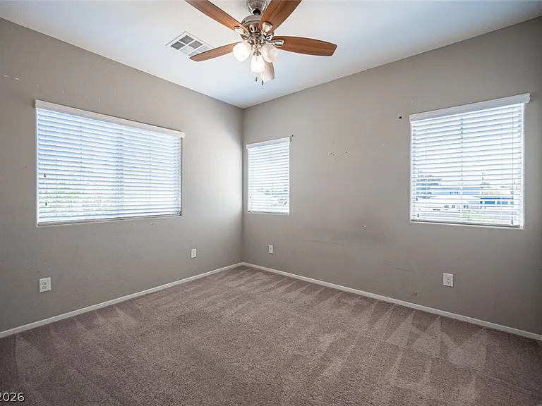 2715 Amazing Meadows Ave #1182 — Photo 36
