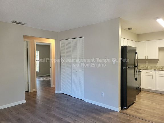 4th image of 15417 Livingston Ave APT 4