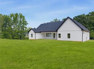 1378 Tellowee Rd, Eden, NC 27288