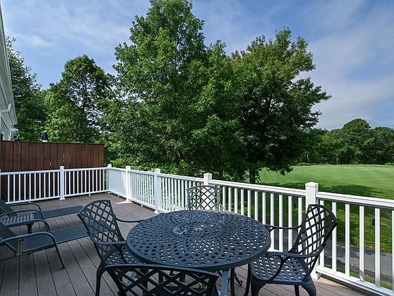 2nd image of 16 Amberwood Ct #16