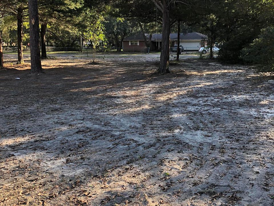 1st image of 2832 Magnolia St