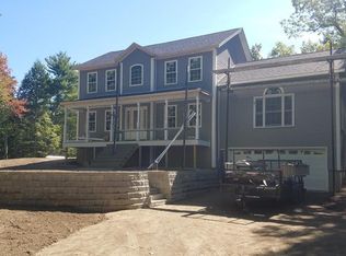 126 Farnsworth Rd, Templeton, MA 01468