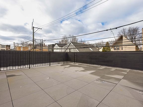 2nd image of 3928 N Ashland Ave #T4i042