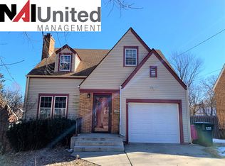 2814 Summit St, Sioux City, IA 51104
