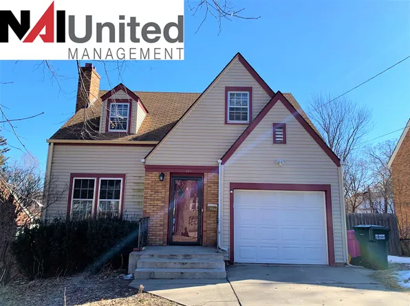 2814 Summit St, Sioux City, IA 51104
