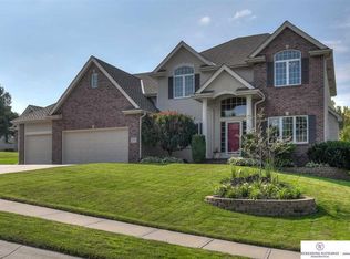 17321 Monroe Cir, Omaha, NE 68135