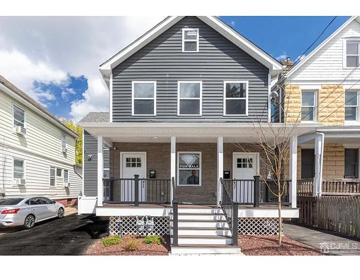 75 Plum St #2 — Photo 4
