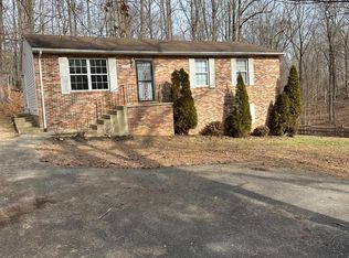 39494 Jarrell Dr, Mechanicsville, MD 20659