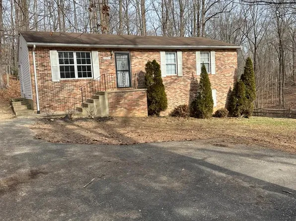 39494 Jarrell Dr, Mechanicsville, MD 20659