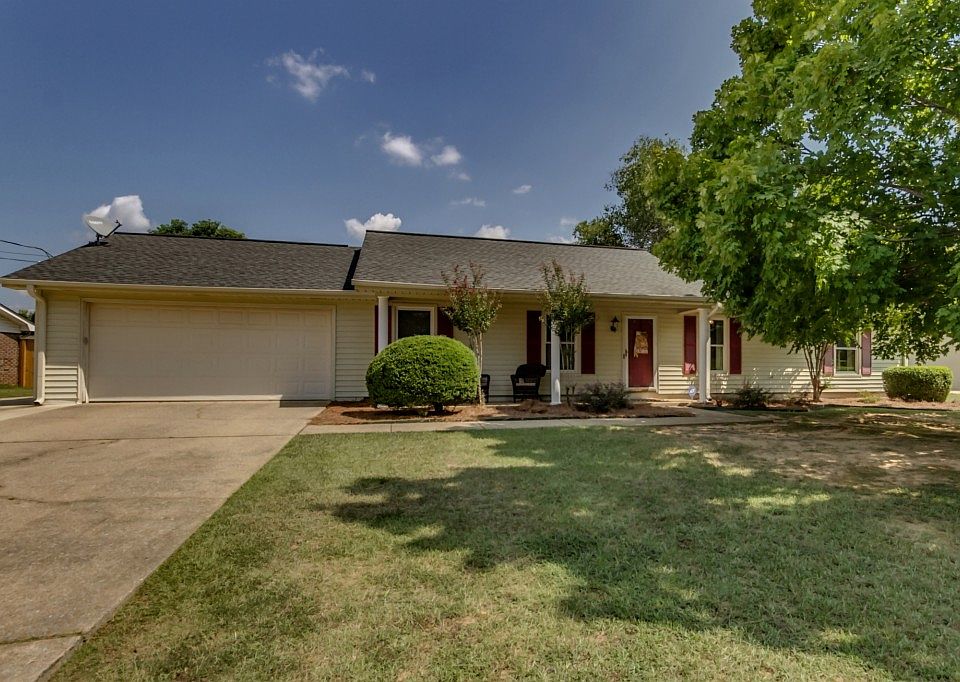 1st image of 8033 Dove Ln