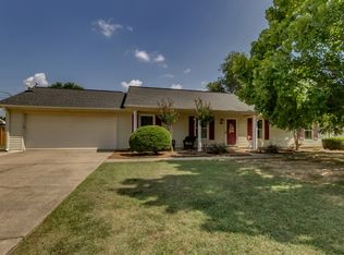8033 Dove Ln, Tuscaloosa, AL 35405