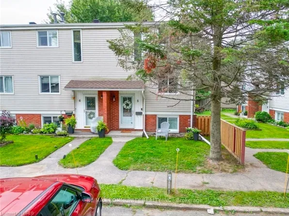 604 Banner Ave #5, North Bay, ON P1A 1X8