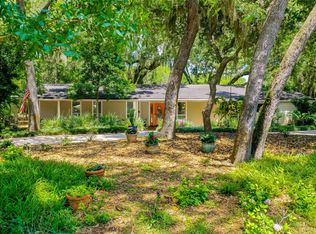 1741 Live Oak Ln, Atlantic Beach, FL 32233