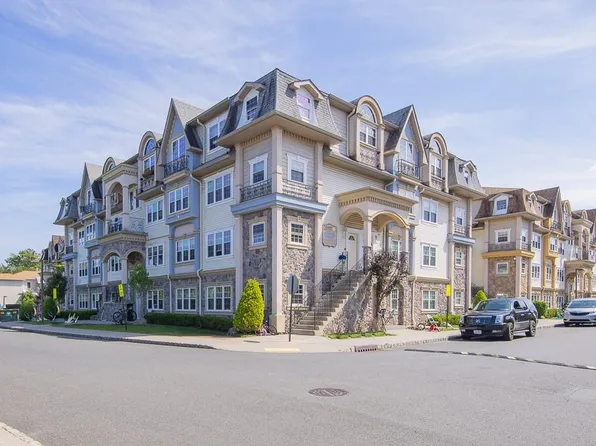7 Elm Street #311, Spring Valley, NY 10977
