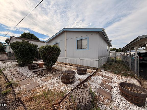 3rd image of 2241 Greensprings Dr Unit 10