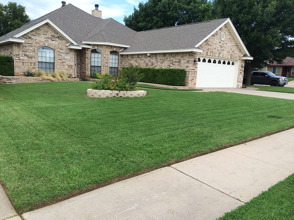 1st image of 1 N Park Dr