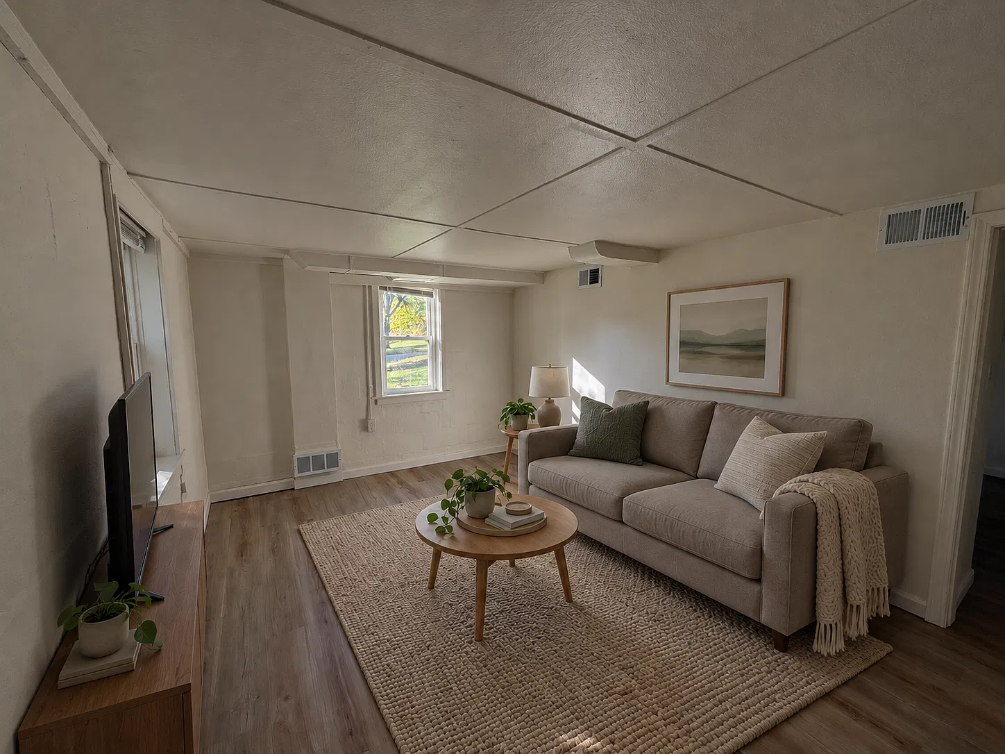 1 bed, 400 sqft, $950 — Photo 1