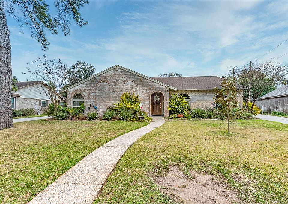 1st image of 10623 Archmont Dr